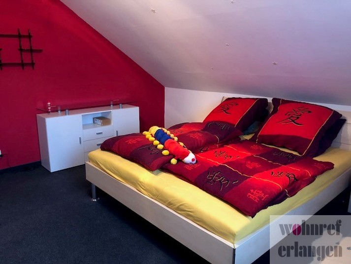 Beautiful Modern Equipped 3 Room Apartment In The Attic